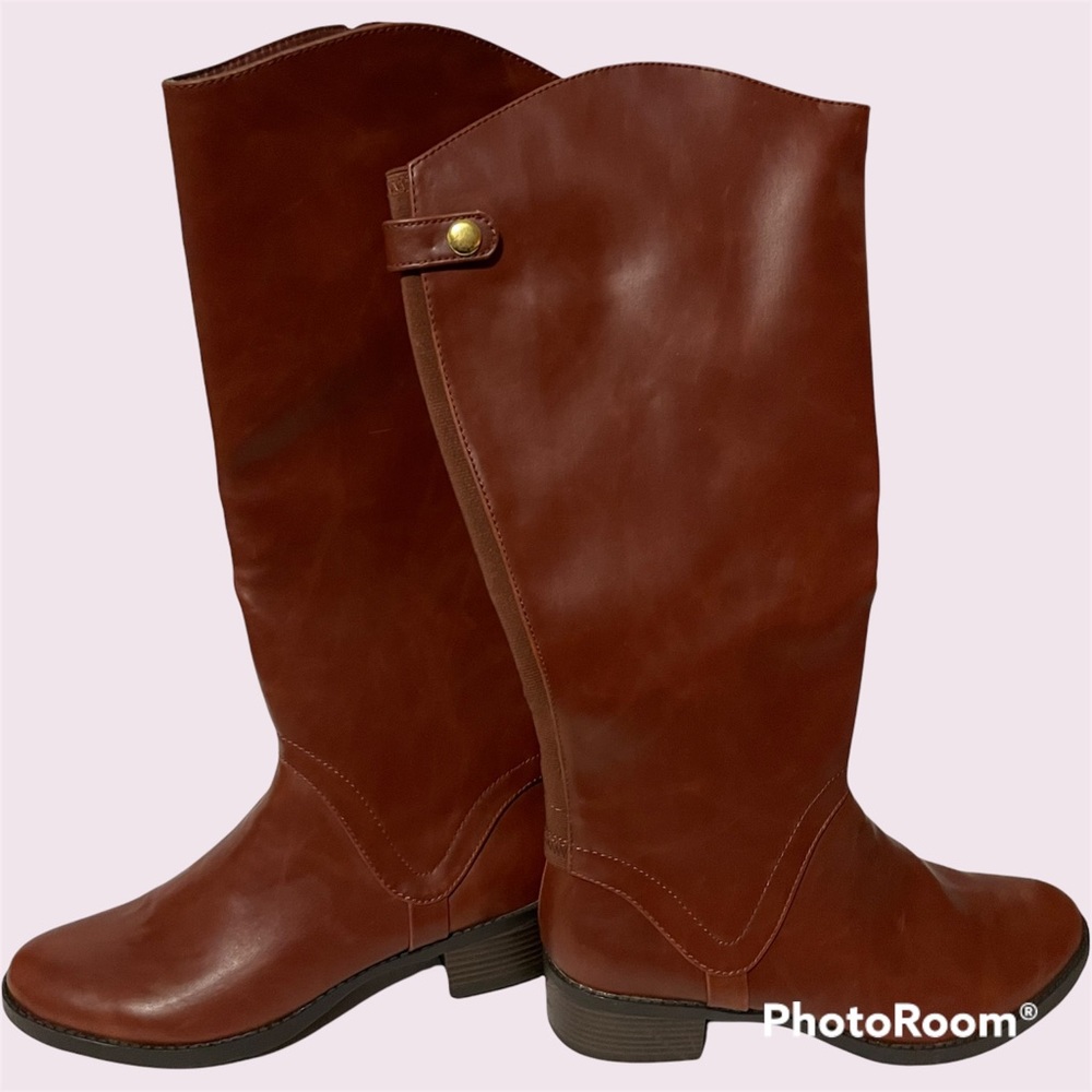 Merona brown riding boots. Size 10. Excellent condition